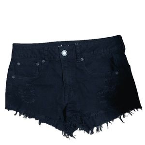American Eagle stretch black distressed cut off shorts size 6